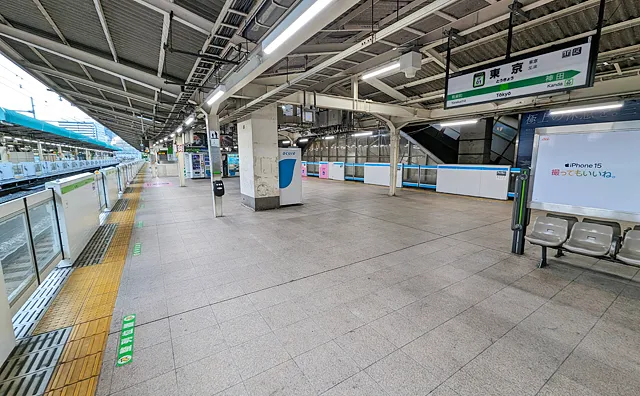 山手線の上野・池袋方面ホーム