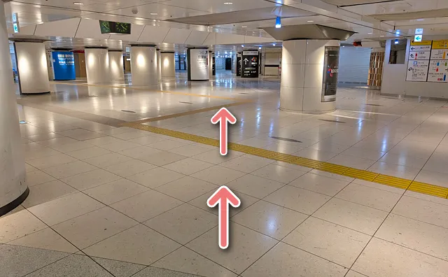 左斜め前に15秒